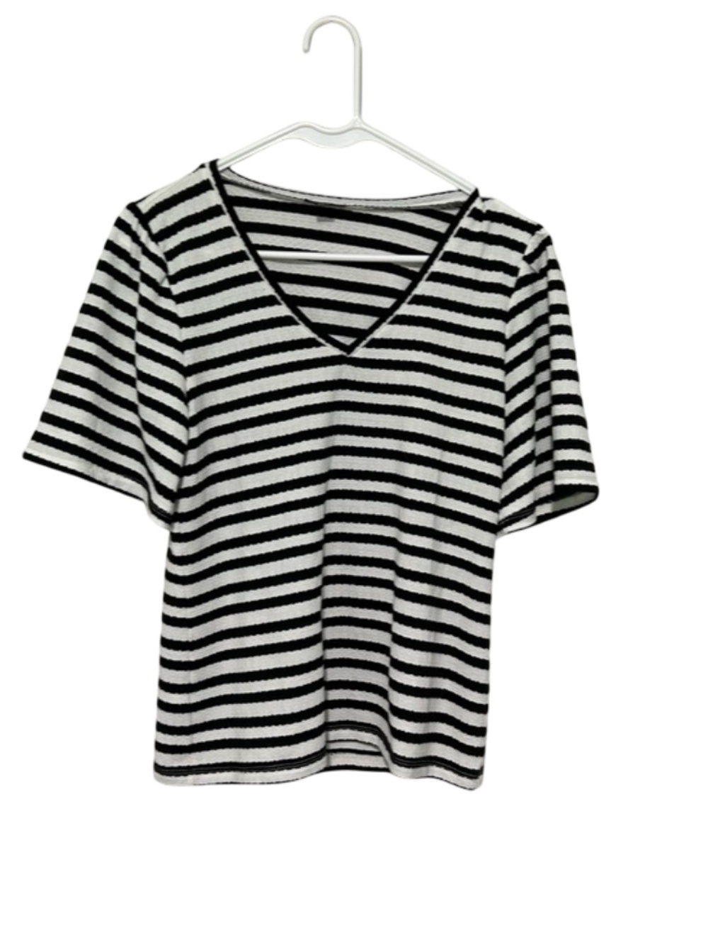 Ann Taylor XS White Black Stripe V-neck Tee Shirt